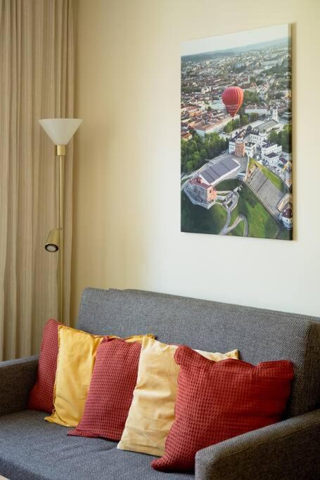 Old Town Apartment *